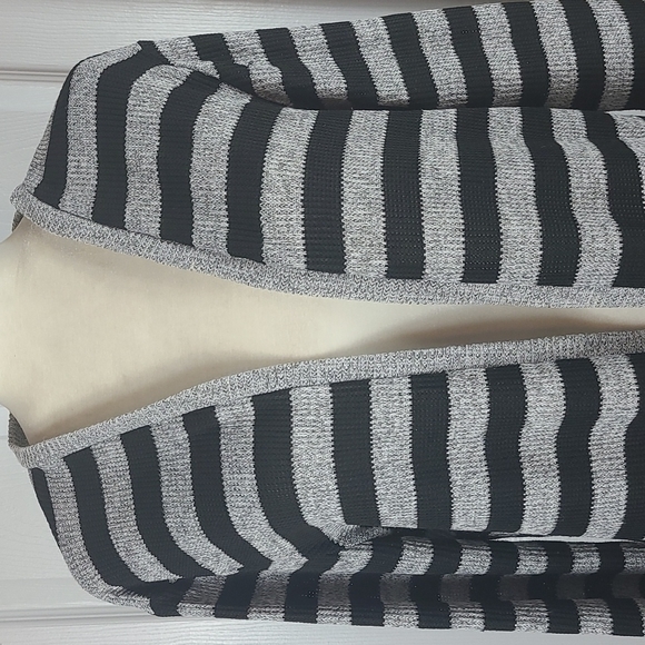 Doe & Rae Striped Cardigan - Picture 3 of 11